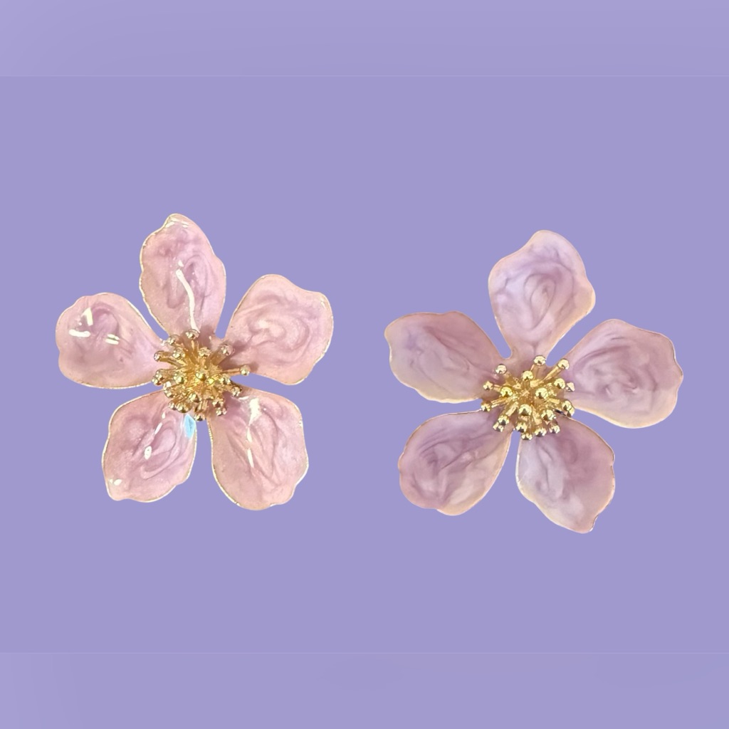 Elegant Floral Lilac Earrings 28$